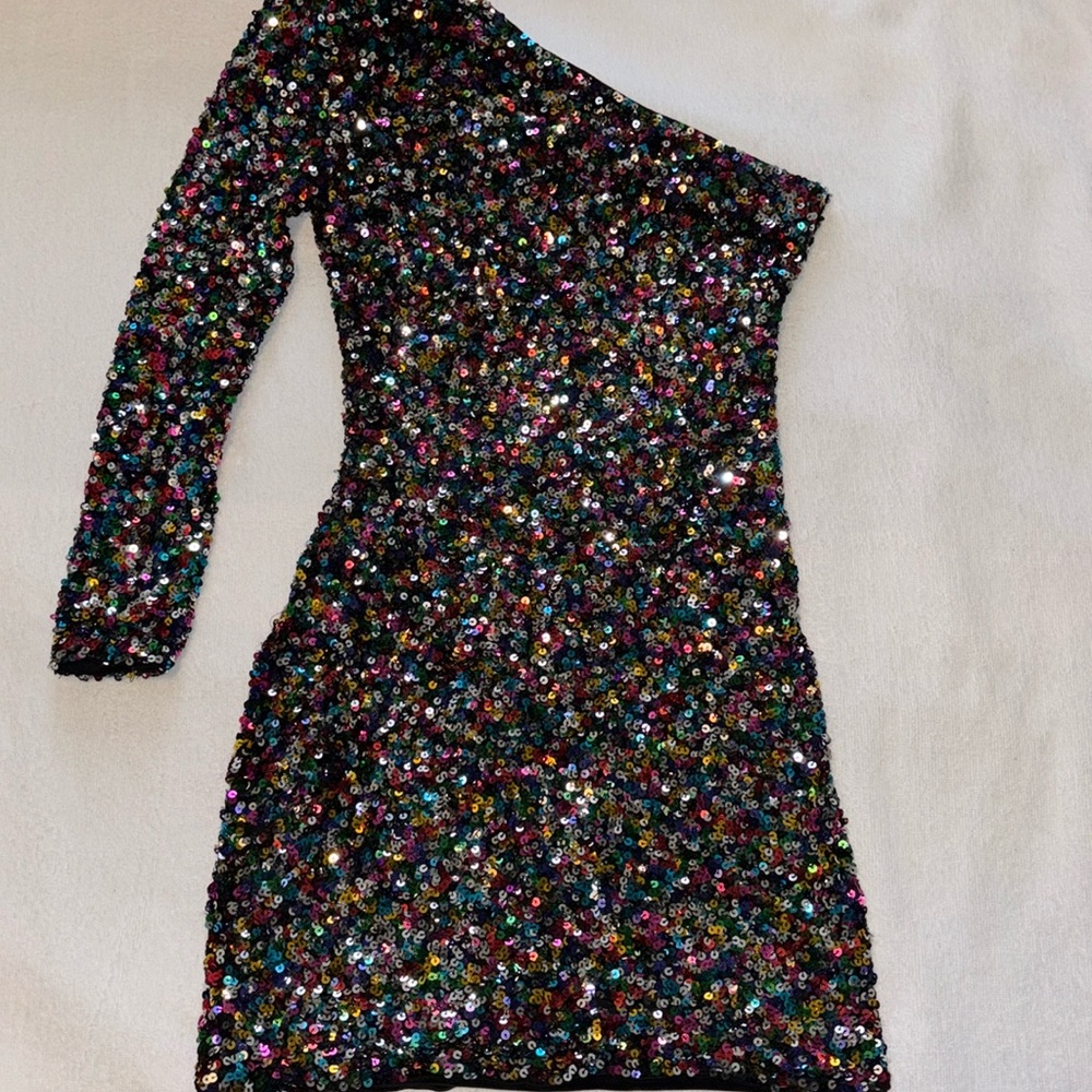 One Shoulder Sequined Bodycon Dress